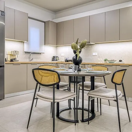 Apartamento Etheli Luxury Apartment With Private Parking And Balcony Nauplia
